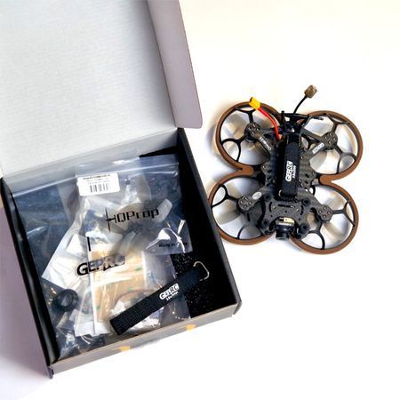Квадрокоптер GEPRC Cinelog25 V2 Analog ELRS 2.4 &mdash; дрон для зйомки