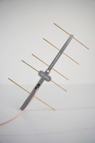 Антена Yagi-Uda Lite 750
