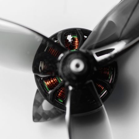 FPV-дрон Джмиль 4.5.0 &ndash; 7-дюймовый дрон на ELRS 915 MHz, сертифицированный МО